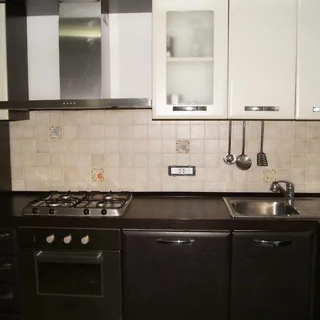 Appartement Chez Giada 100 Meters From Fegina Beach *