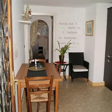 Chez Giada 100 Meters From Fegina Beach Appartement